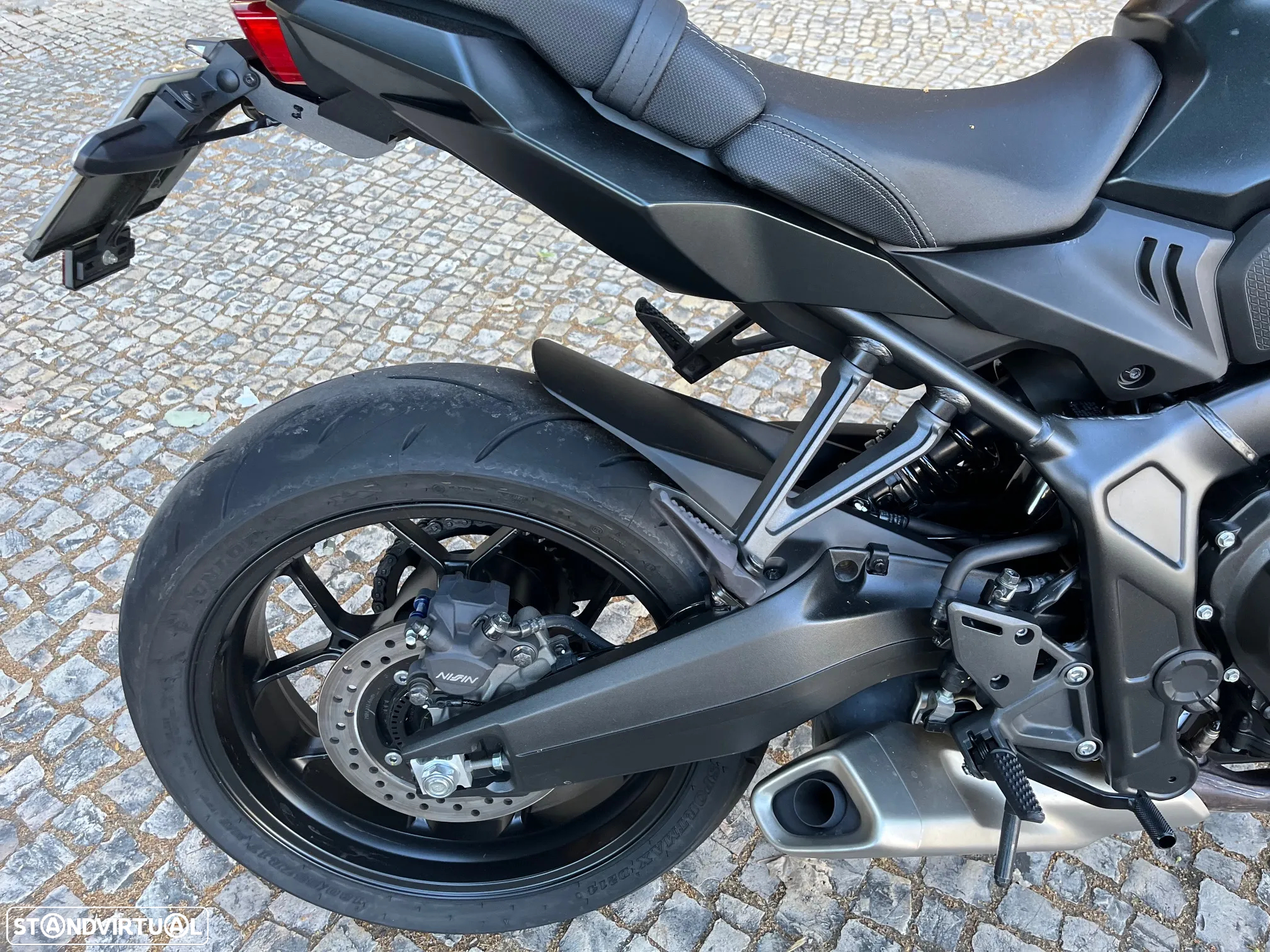 Honda CB 650 RA - 8