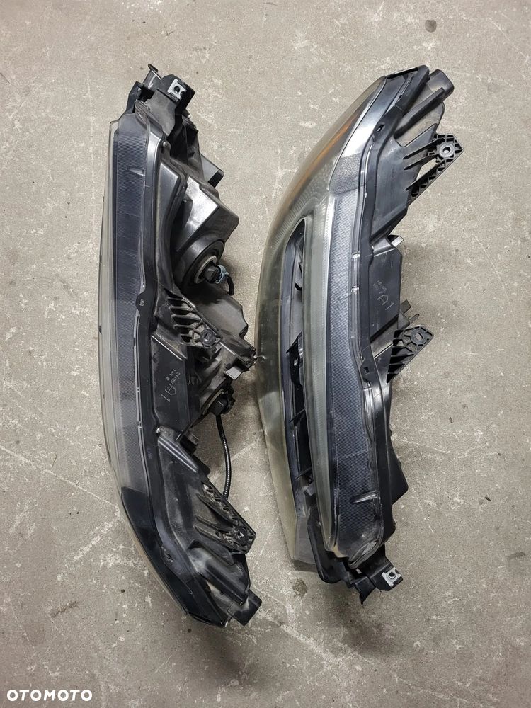 Honda pilot 2017rok lampy przod lewa prawa - 2