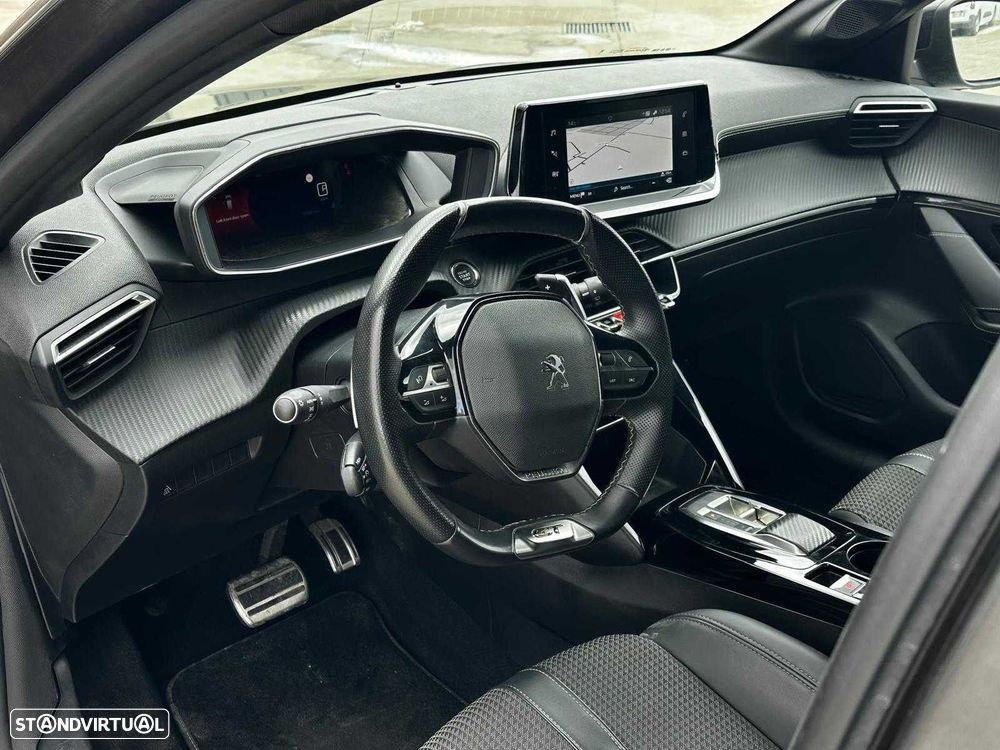 Peugeot 208 1.2 PureTech GT EAT8 - 10