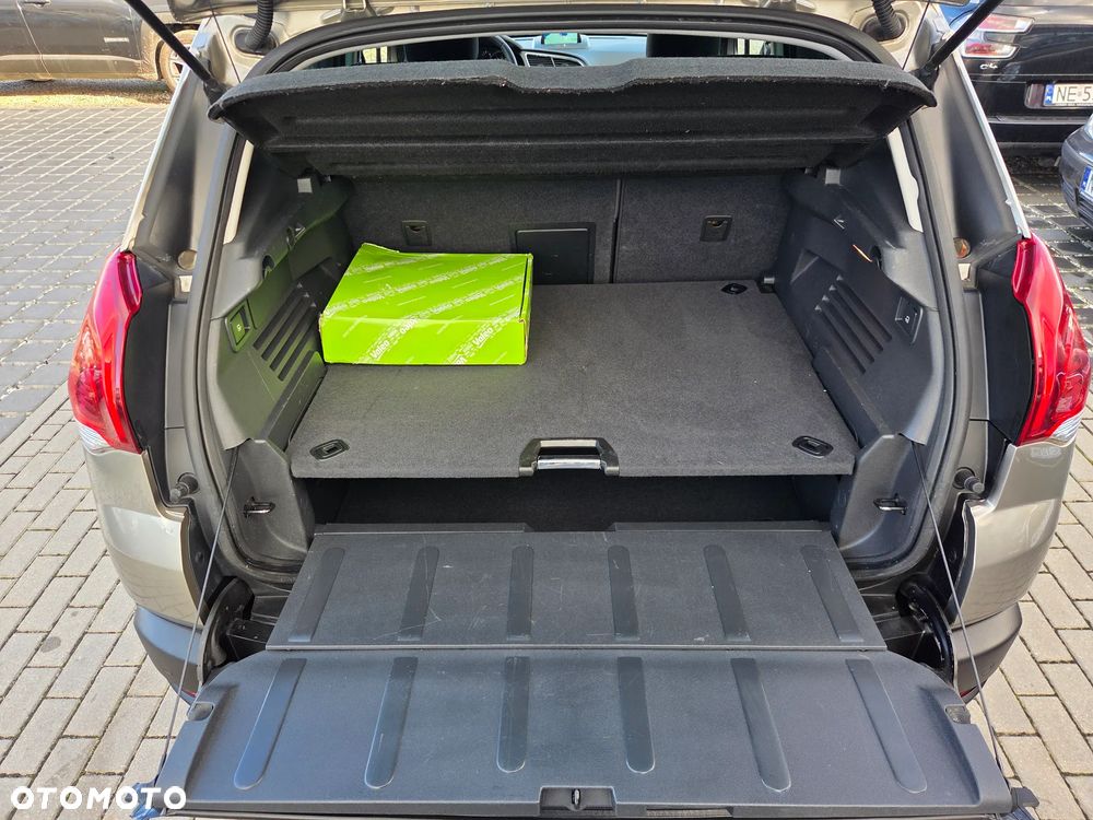 Peugeot 3008 HDi 115 Active - 8