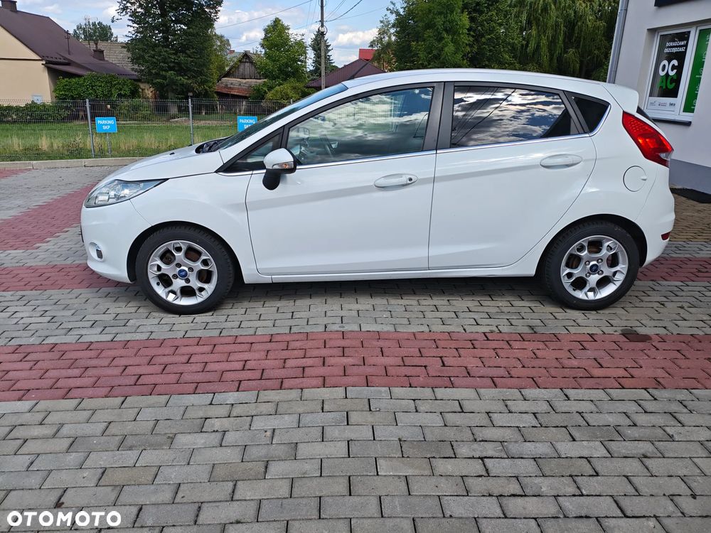 Ford Fiesta - 4