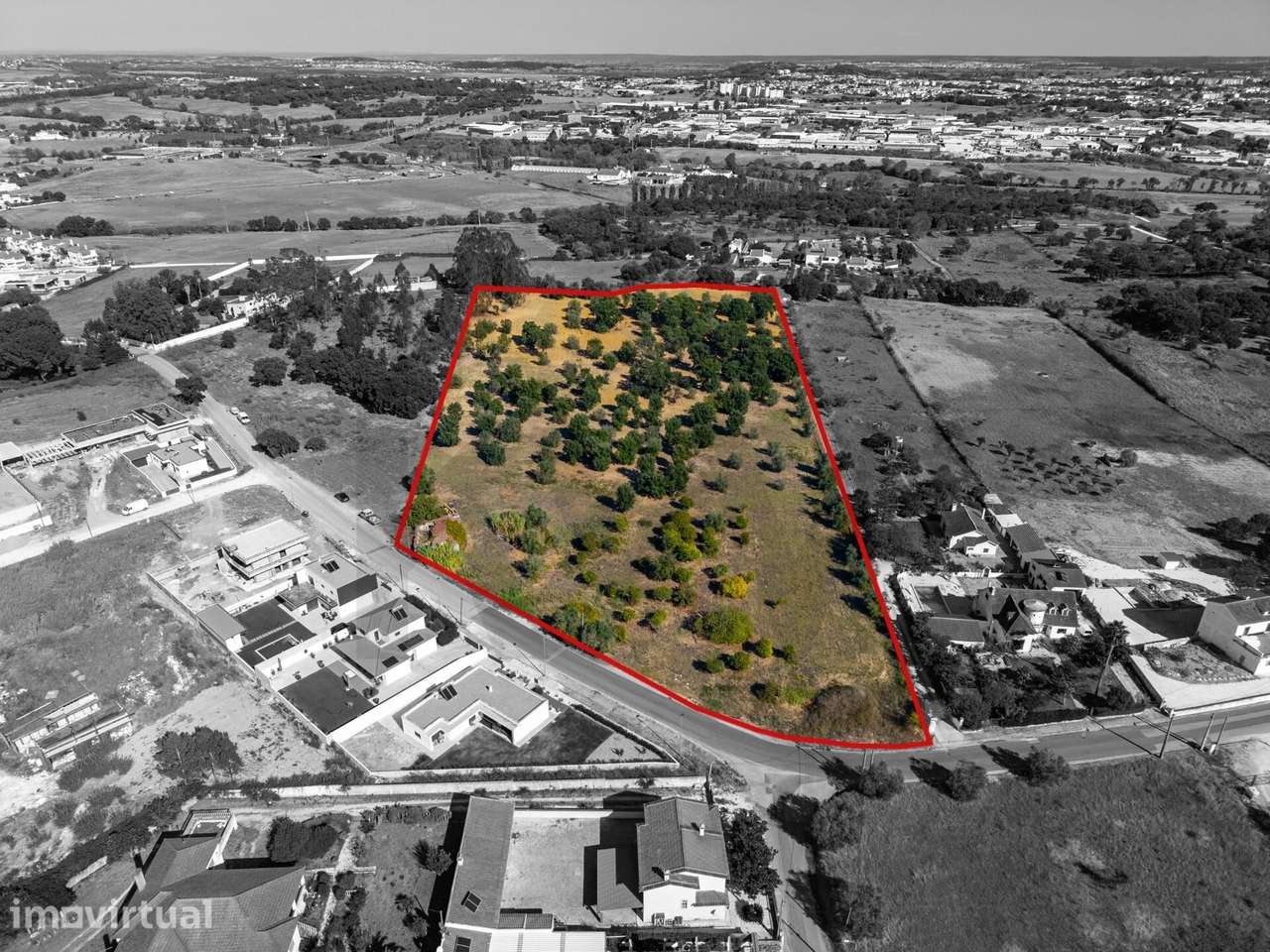 Oportunidade de Investimento - Terreno com 30.520 m2 e Potencial de Co - Grande imagem: 5/17