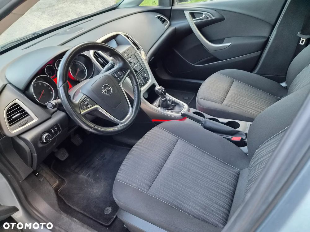 Opel Astra - 20