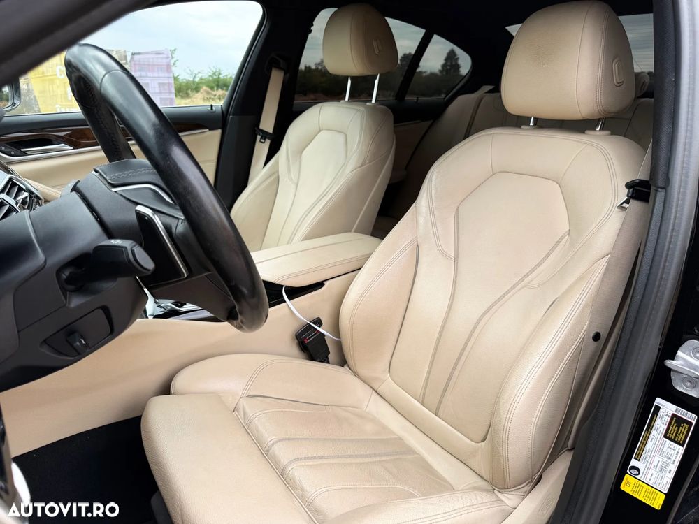 BMW Seria 5 530i AT - 6