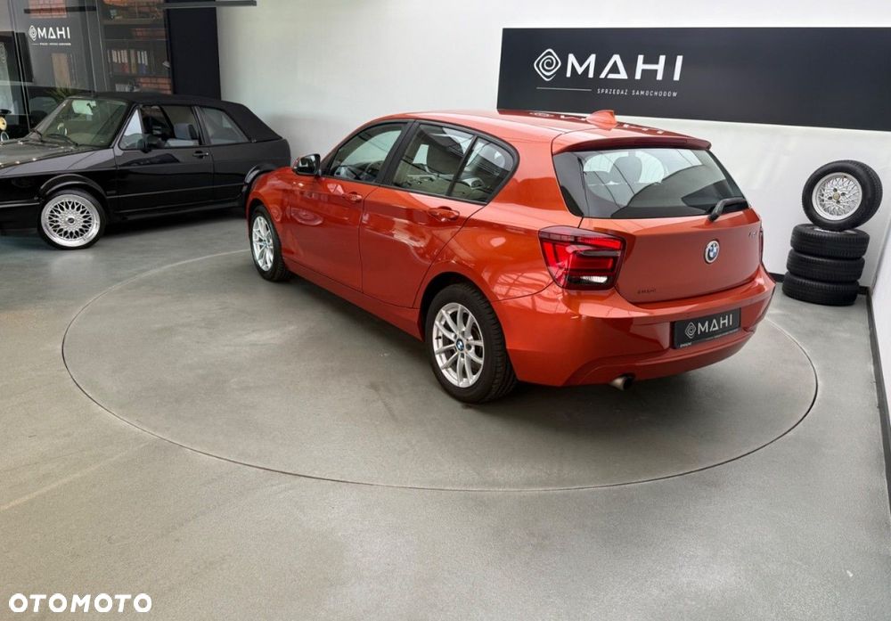 BMW Seria 1 116i - 9