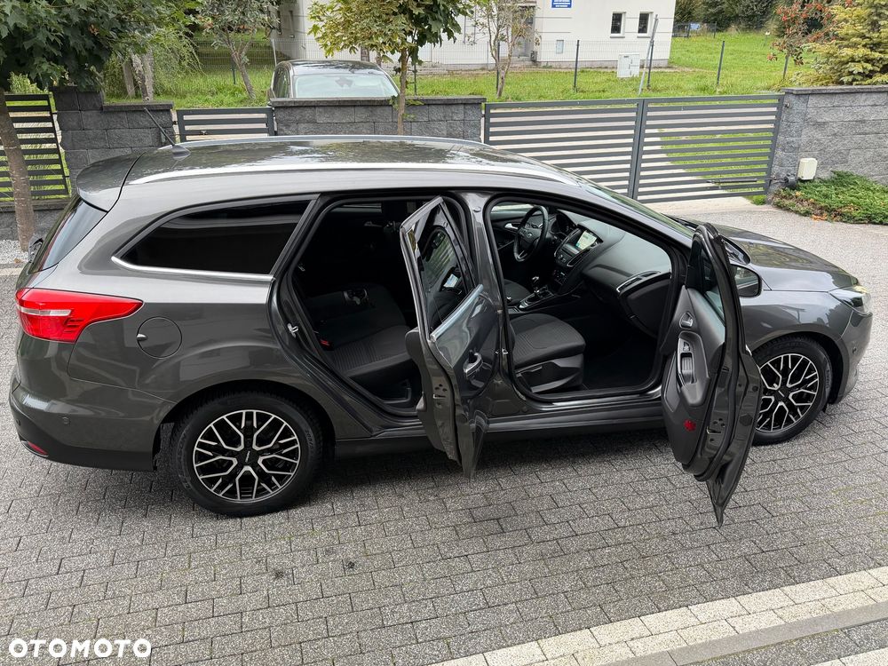 Ford Focus 1.0 EcoBoost STart-Stopp-System TITANIUM DESIGN - 14