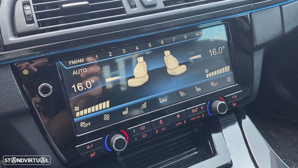 BMW 520 d Pack M - 31