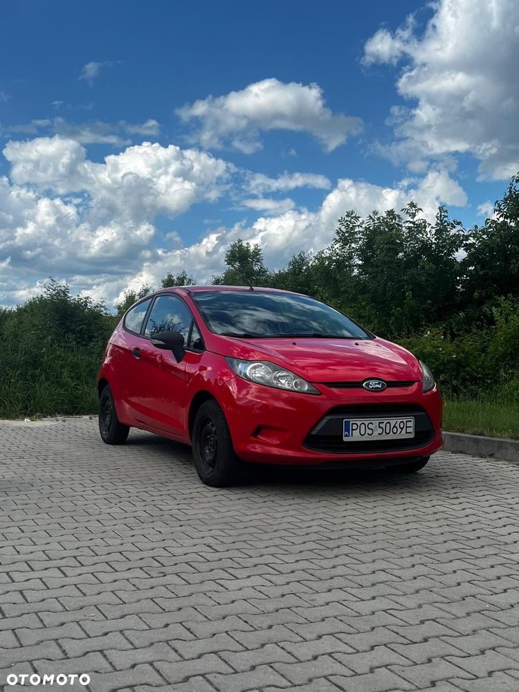 Ford Fiesta 1.25 Ambiente - 2