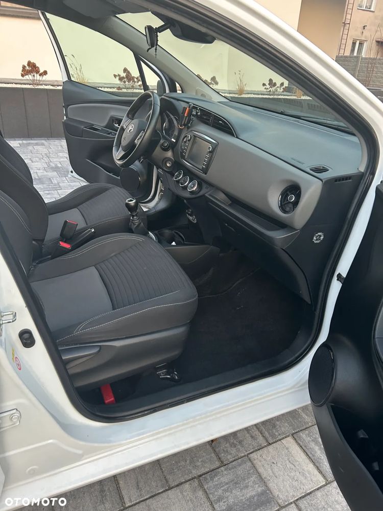 Toyota Yaris 1.5 Premium - 12