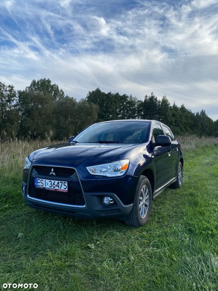 Mitsubishi ASX - 10