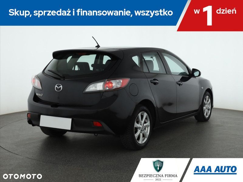 Mazda 3 - 6