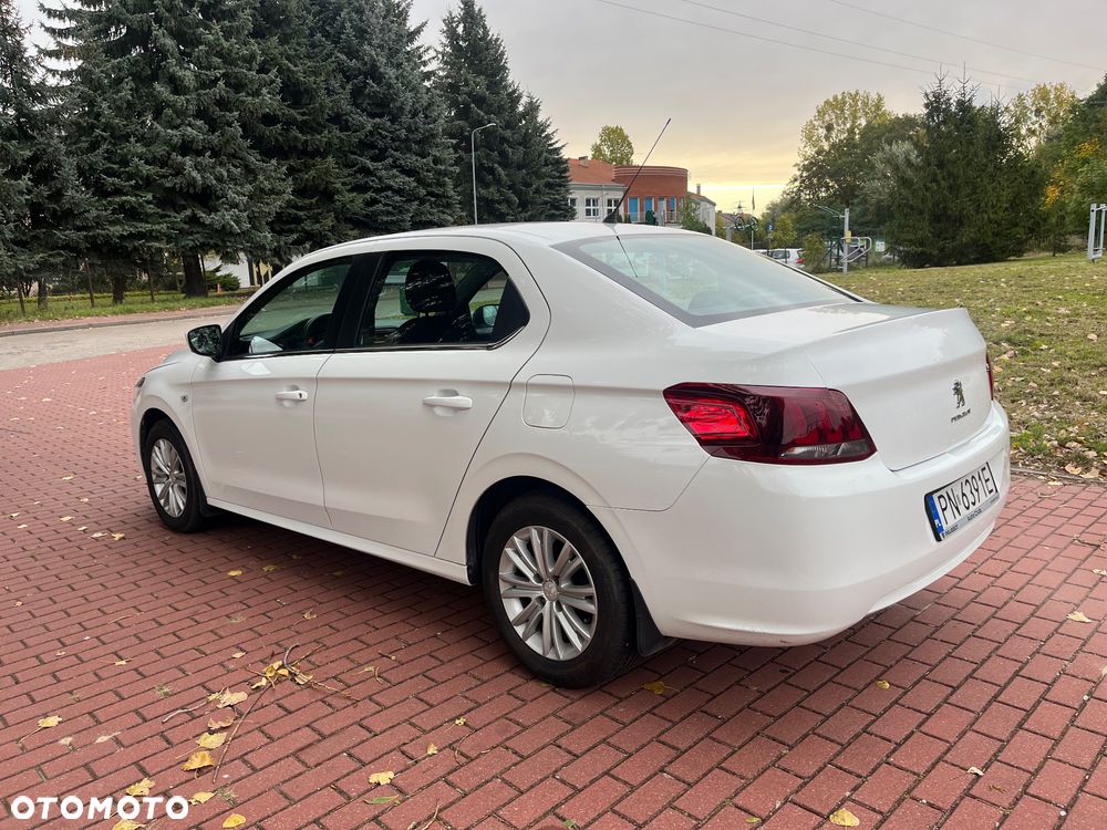 Peugeot 301 2013 photo 2