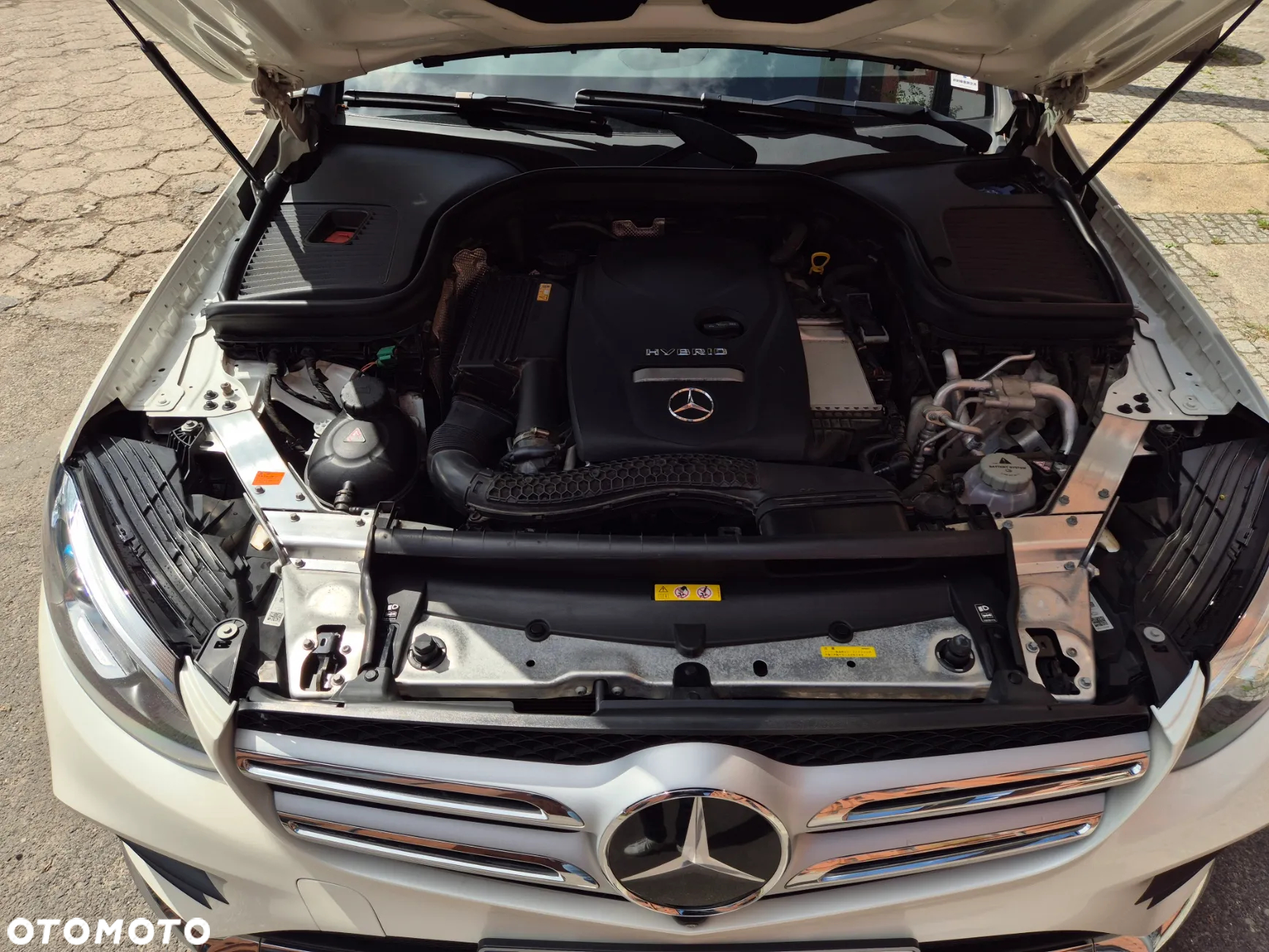 Mercedes-Benz GLC 350 e 4Matic 7G-TRONIC AMG Line - 9