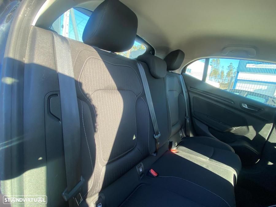 Renault Mégane 1.5 dCi Limited - 10