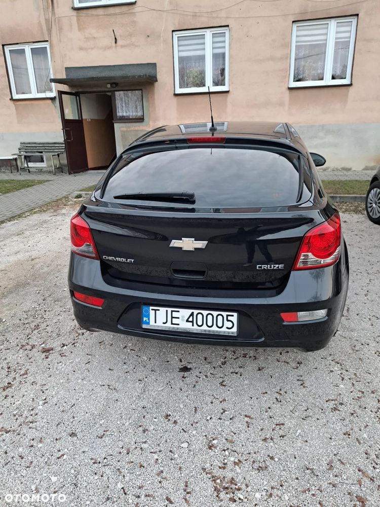 Chevrolet Cruze 1.6 LS - 4