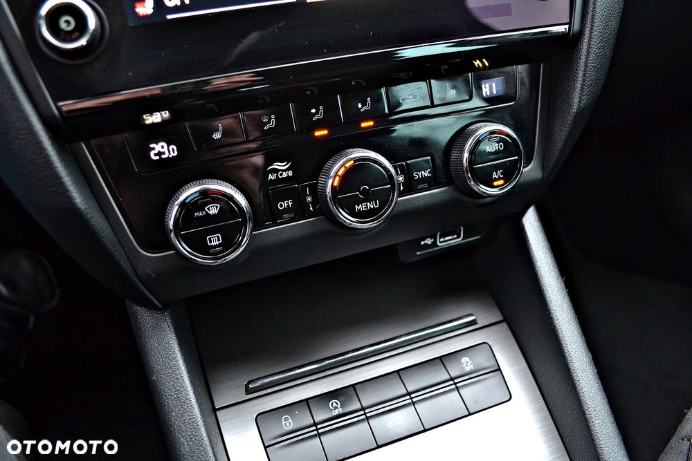 Skoda Octavia 2.0 TDI 4x4 DSG Clever - 36