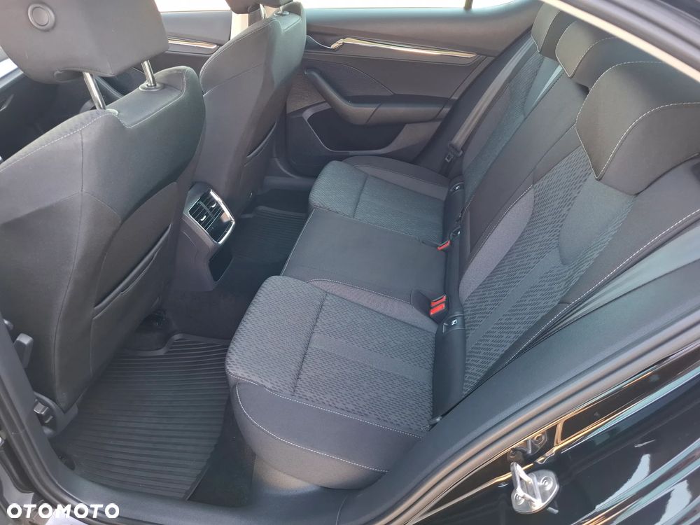 Skoda Octavia 1.5 TSI ACT Style - 26