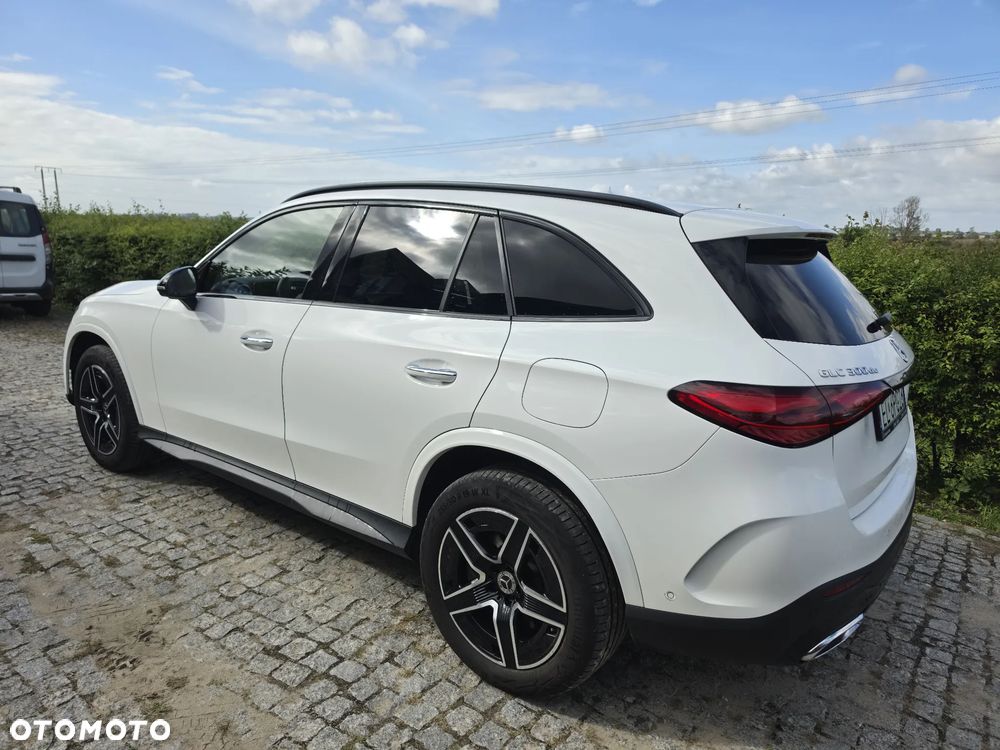 Mercedes-Benz GLC - 2