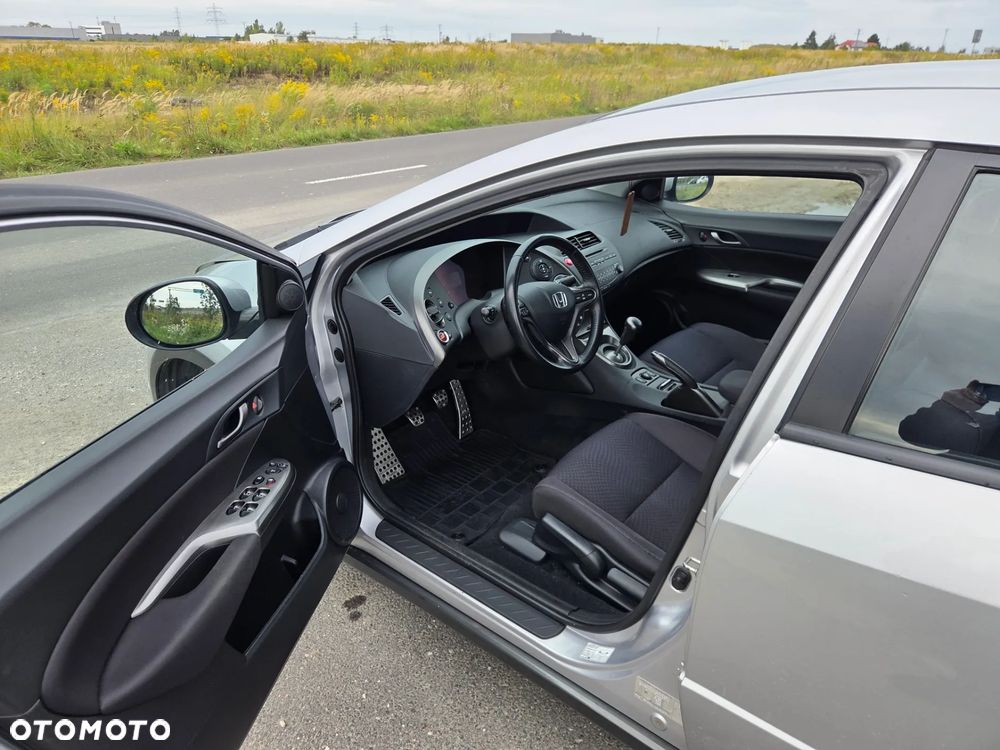Honda Civic 1.8i-VTEC Sport - 7
