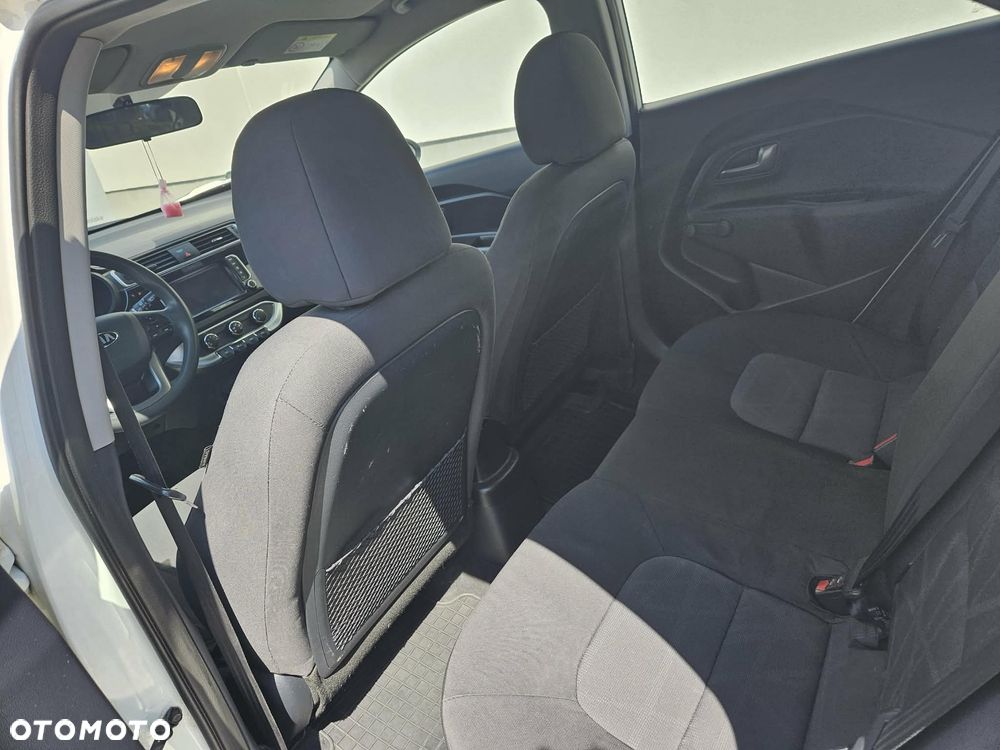 Kia Rio 1.1 crdi M - 8