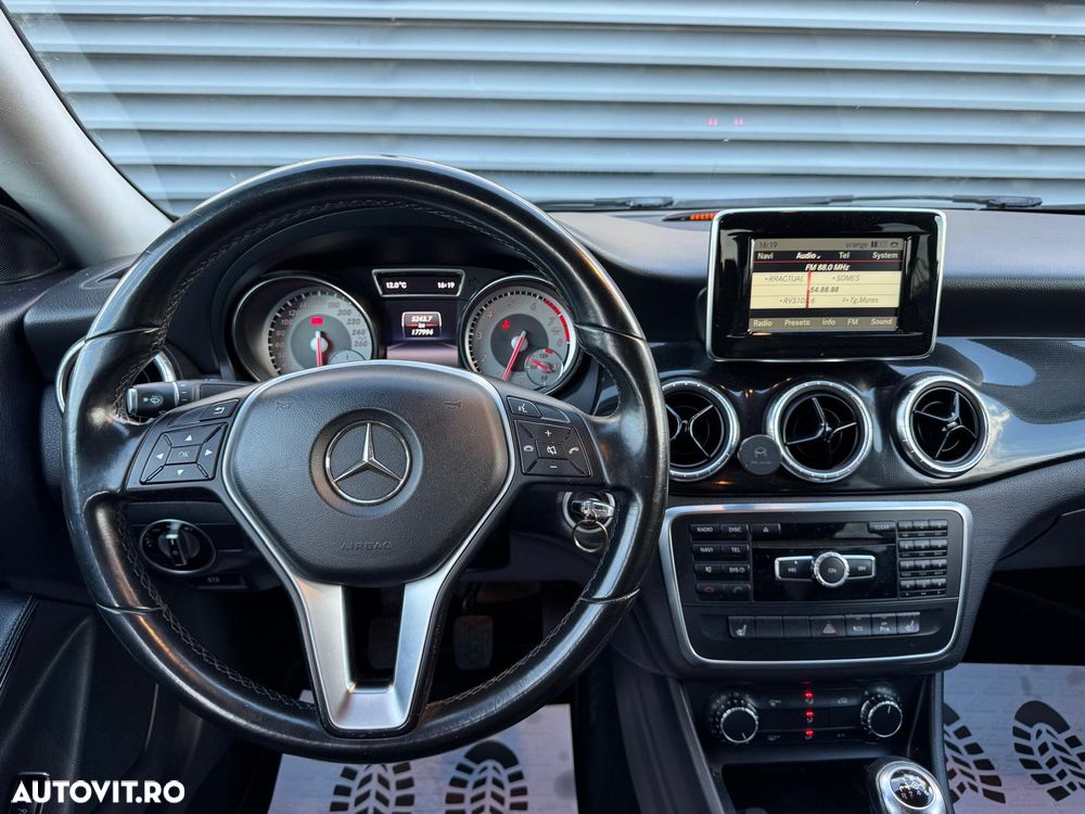Mercedes-Benz CLA 180 - 14