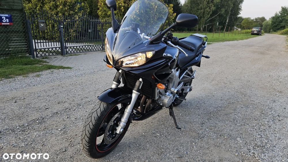 Yamaha FZ6 - 32