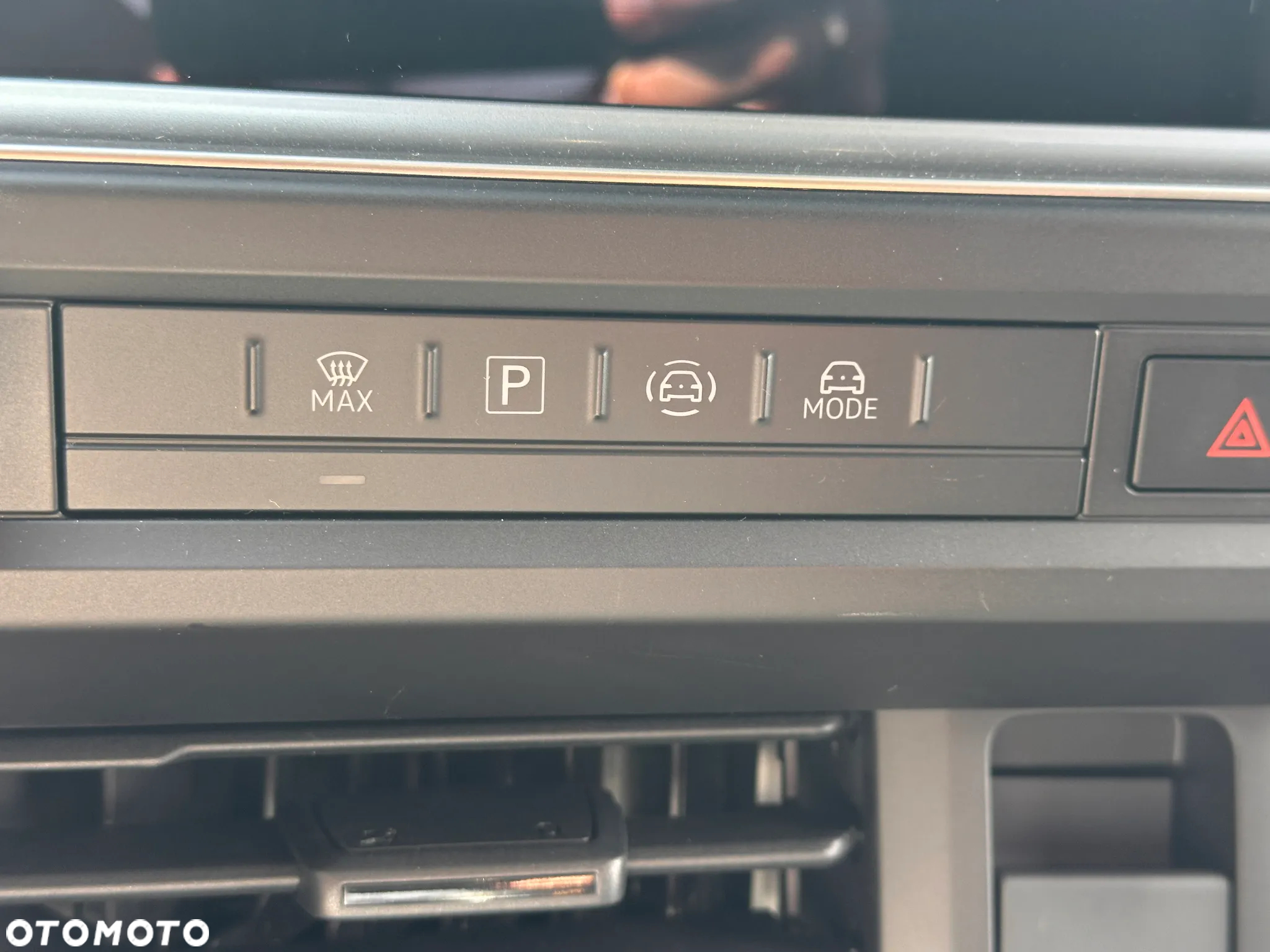 Volkswagen Transporter T7 - 30