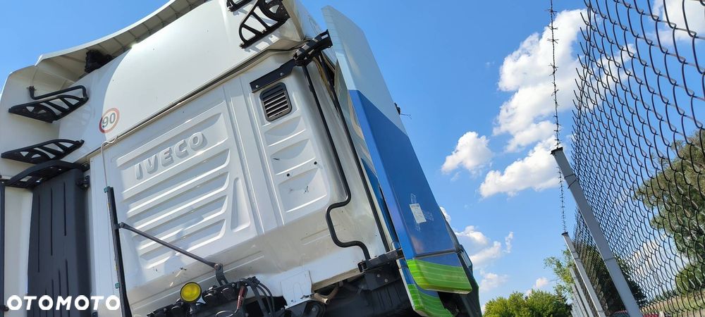 OWIEWKA IVECO STRALIS AS440ST/P LNG SPOILER PRAWY - 6