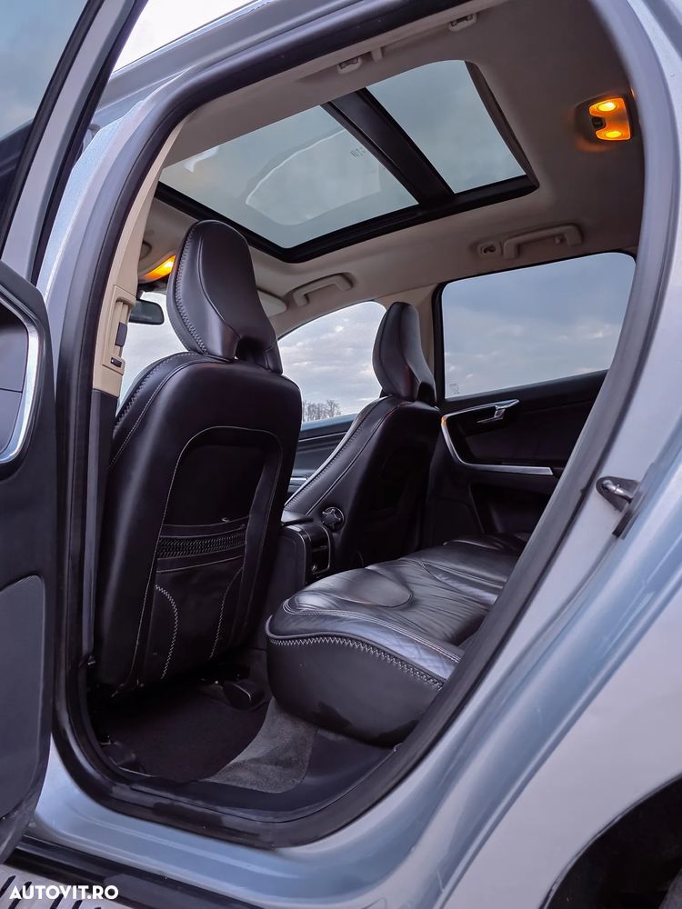 Volvo XC 60 - 11