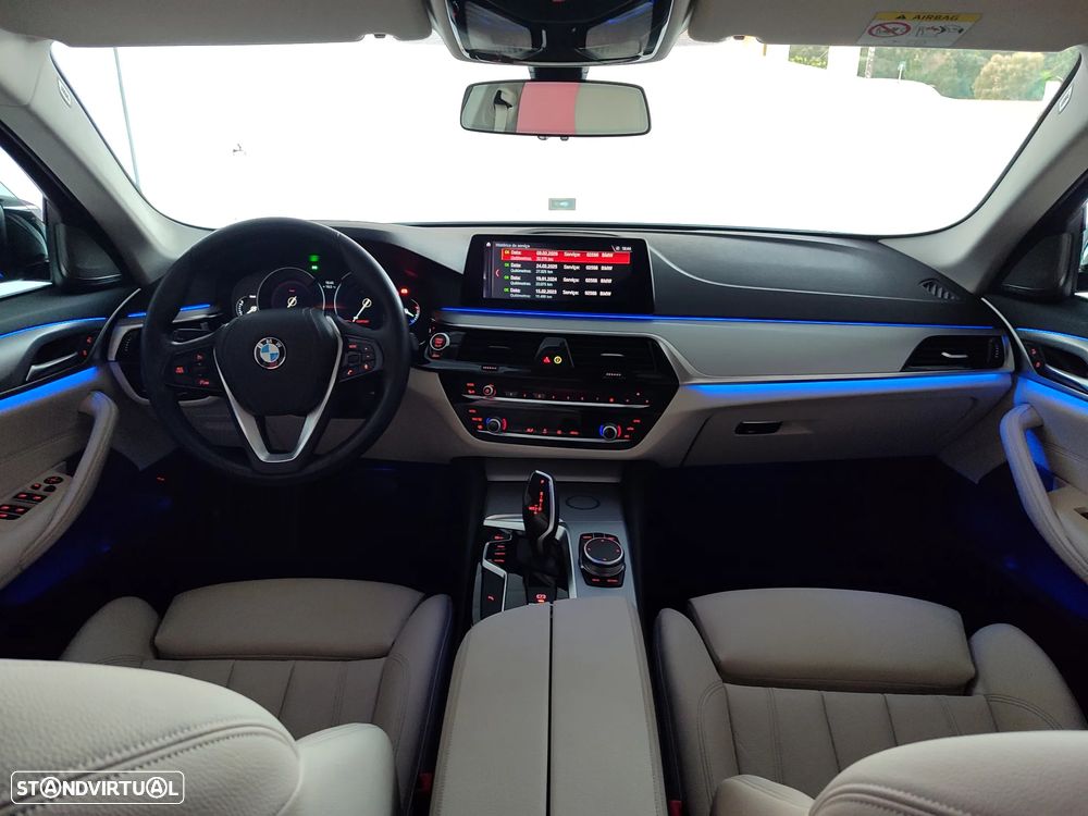 BMW 520 d Line Luxury Auto - 10