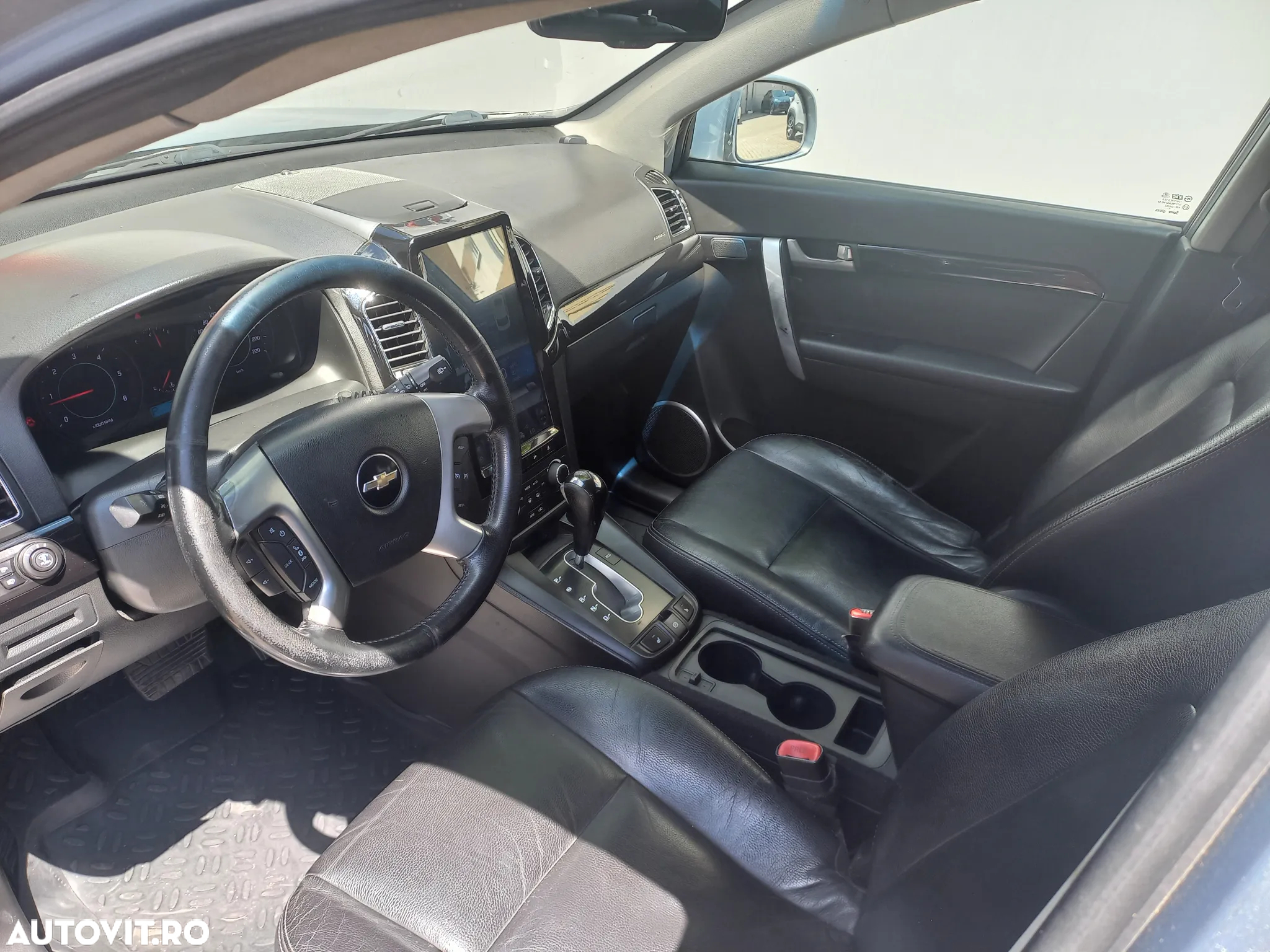 Chevrolet Captiva 2.2D AWD Plus Aut. 7 locuri LT black leather - 9