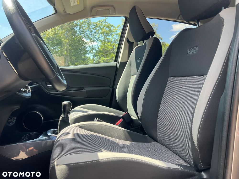 Toyota Yaris 1.0 VVT-i Y20 Club - 10