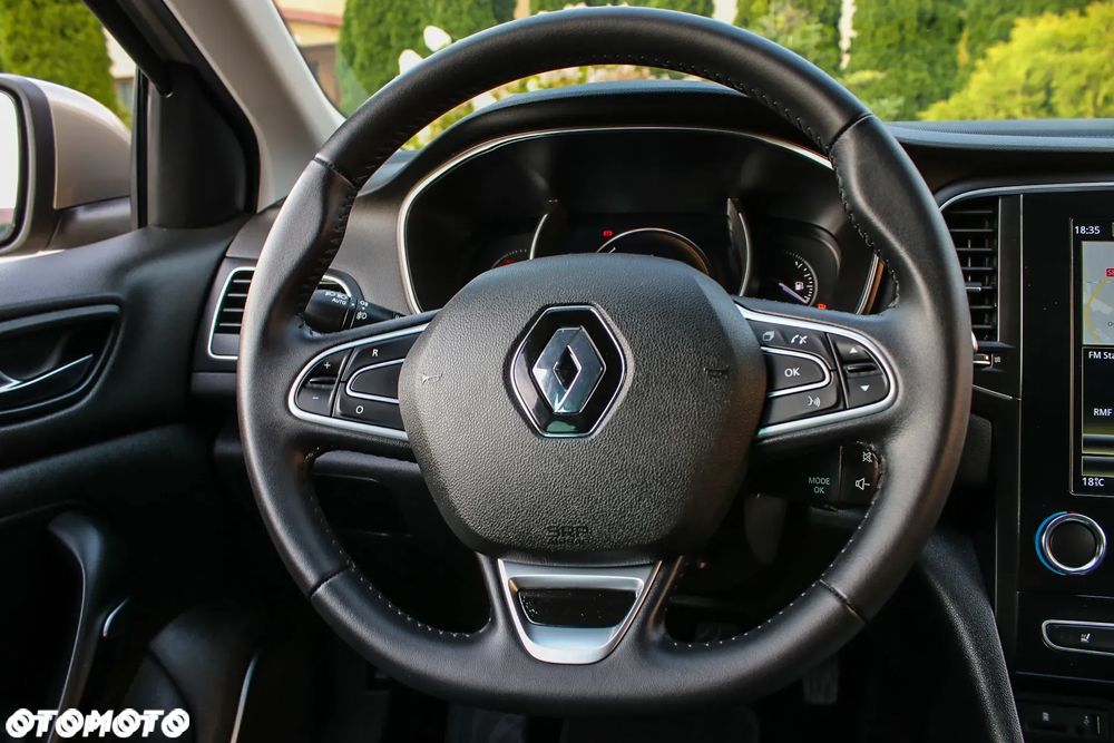 Renault Megane 1.2 Energy TCe Limited - 19