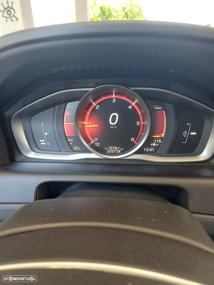 Volvo XC 60 2.0 D4 Volvo Ocean Race - 7