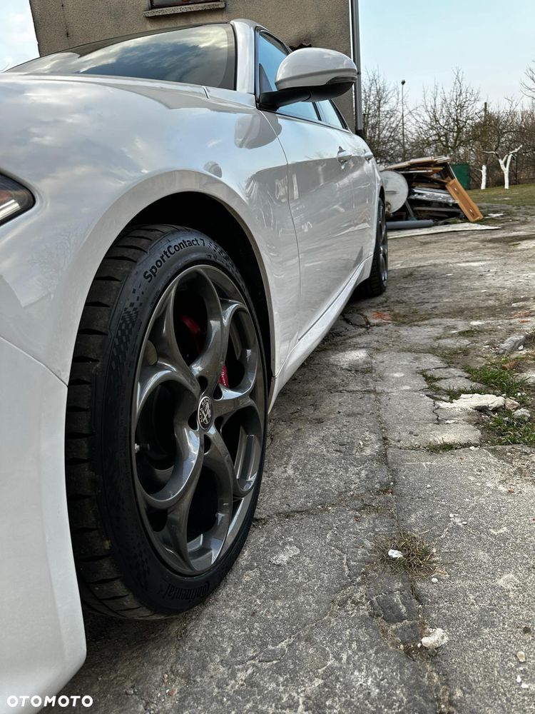 Alfa Romeo Giulia - 13