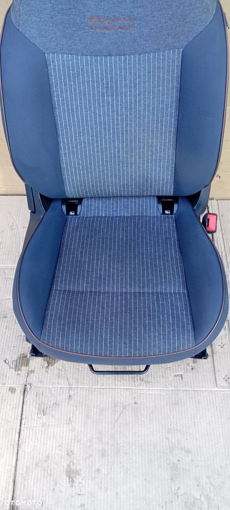 Fotel pasażera prawy przód przedni Fiat 500E - 3