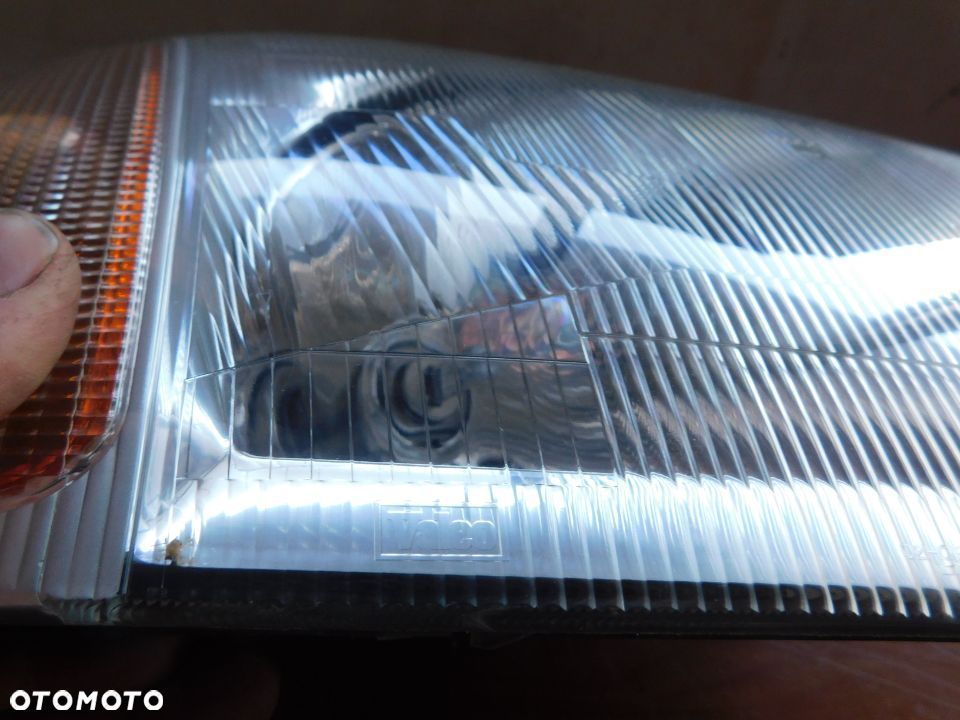 lampa prawa przód LAND ROVER FREELANDER I EUROPA - 2