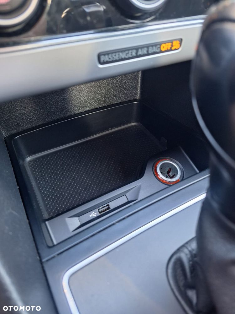 Volkswagen Passat - 20
