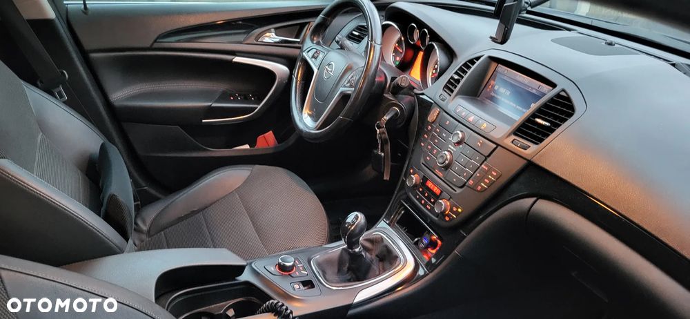 Opel Insignia 2.0 CDTI Active - 10