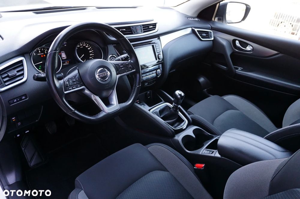 Nissan Qashqai 1.3 DIG-T N-Connecta - 21