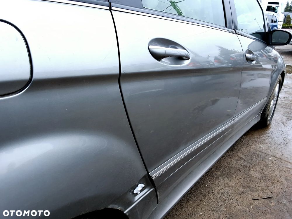 MERCEDES B-KLASA W245 PRAWE TYLNE DRZWI W KOLOR 748 DO MONTAŻU 2005-2008 ROK - 4