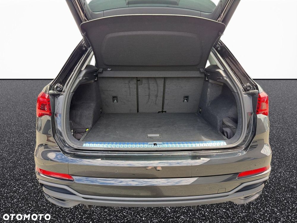 Audi Q3 - 32
