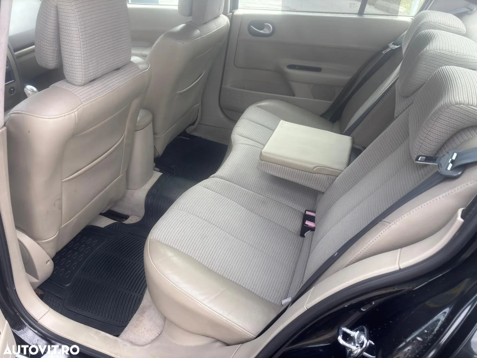 Renault Megane II Sedan 1.5 dCi Privilege - 9