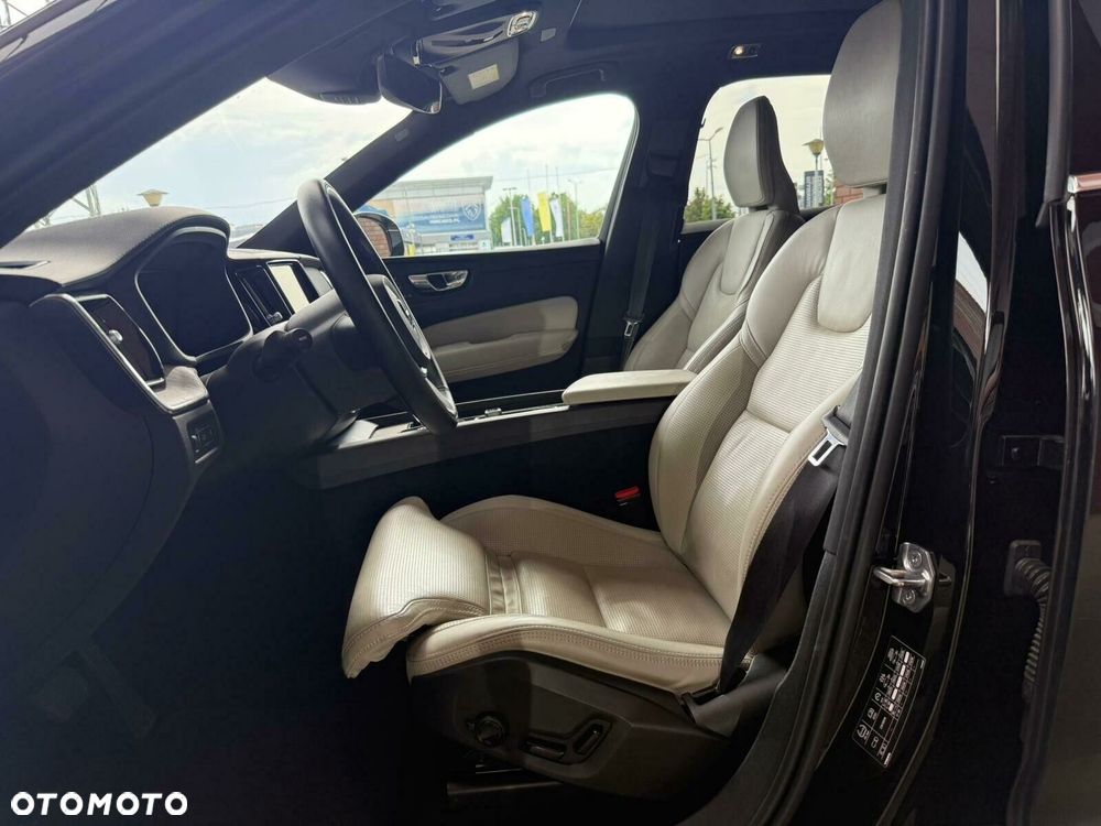 Volvo XC 60 - 12