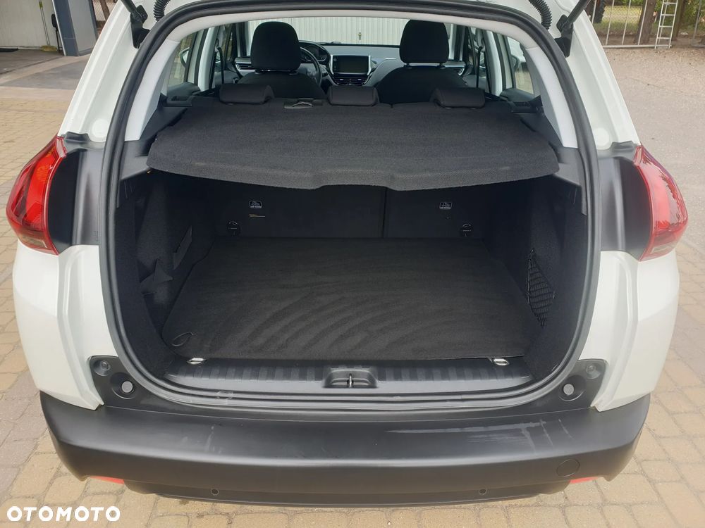 Peugeot 2008 - 9