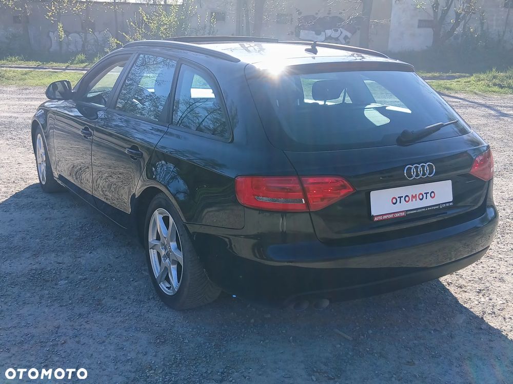 Audi A4 Avant 2.0 TDI DPF Attraction - 23