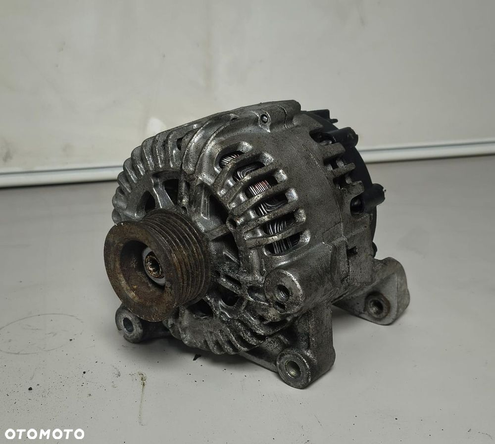 Alternator BMW X5 E53 TG15CO12, NR 15 - 3