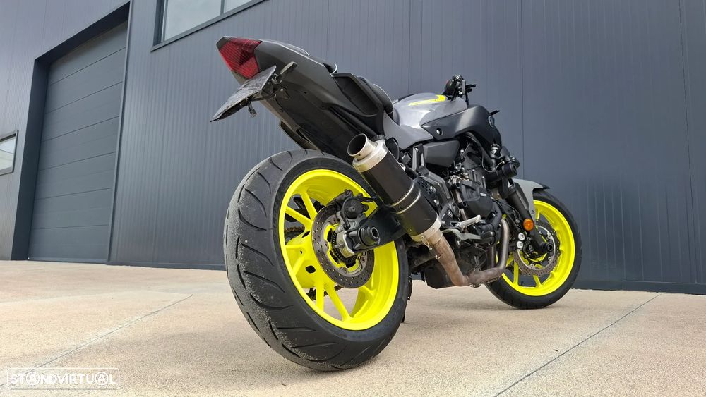 Yamaha MT-07 Nardo Grey 35 kw - 22