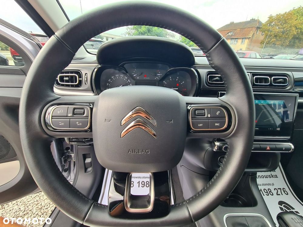 Citroën C3 1.2 PureTech Shine - 24