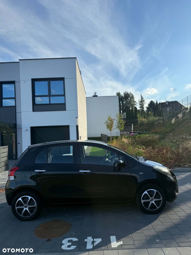 Toyota Yaris 1.0 Active - 4